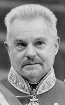Derek Jacobi